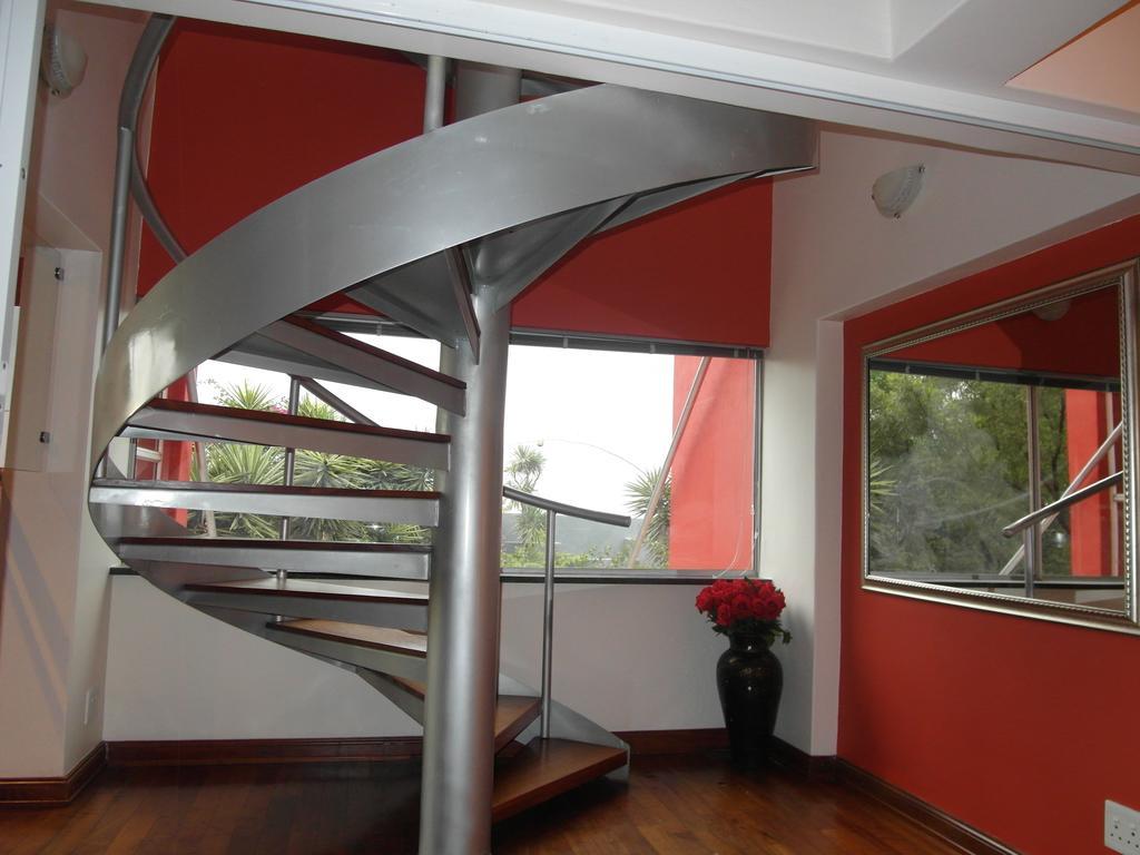 Red Square Home Pretoria Exterior photo